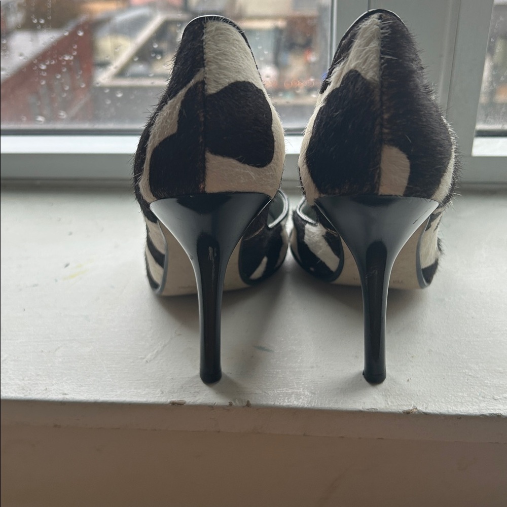 GUESS Pony Hair Cow Print Stiletto heels | 7M | Statement Animal Print Pumps - Picture 5 of 10